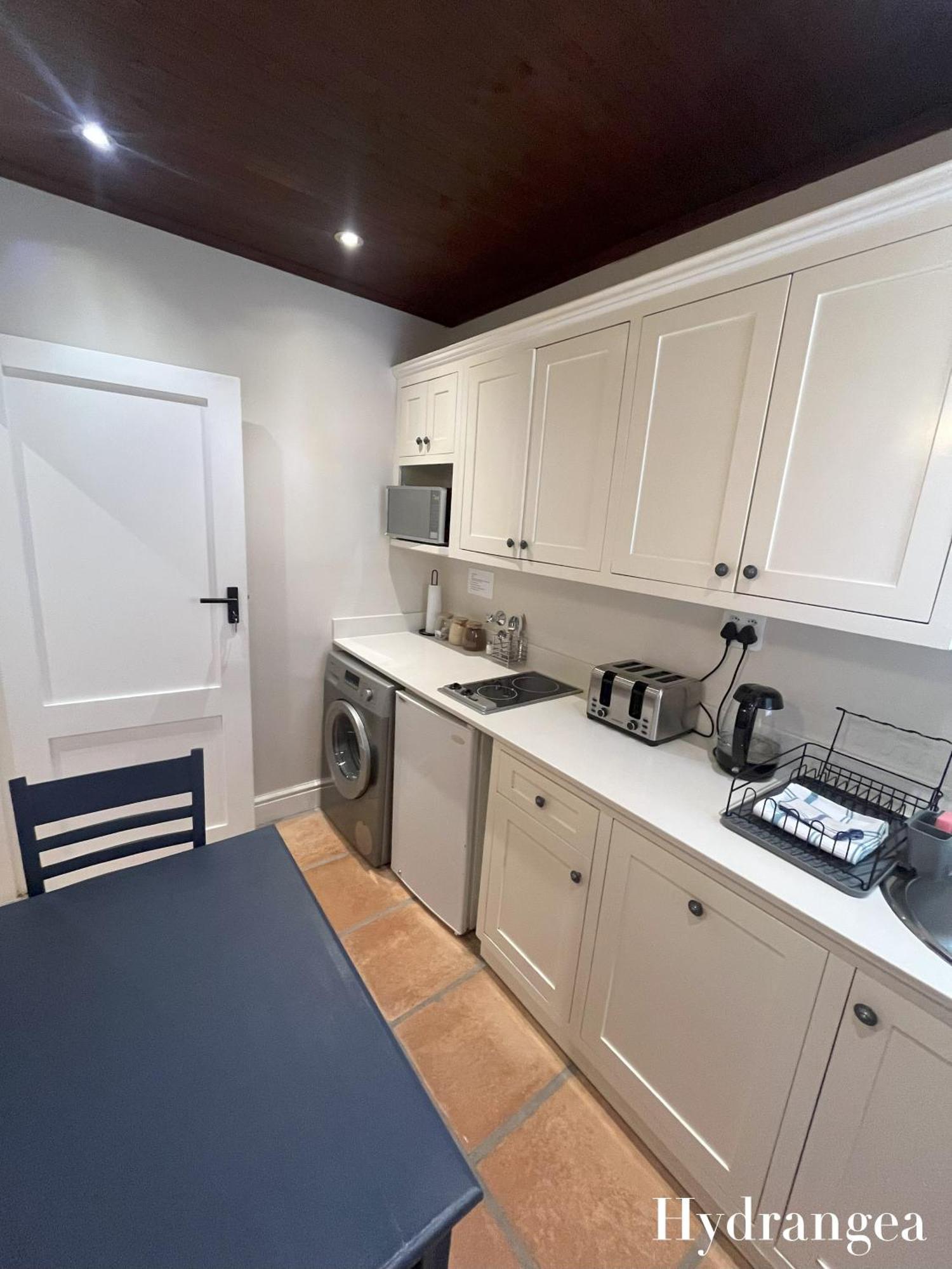 Pinoak - Constantia Guest house Cape Town