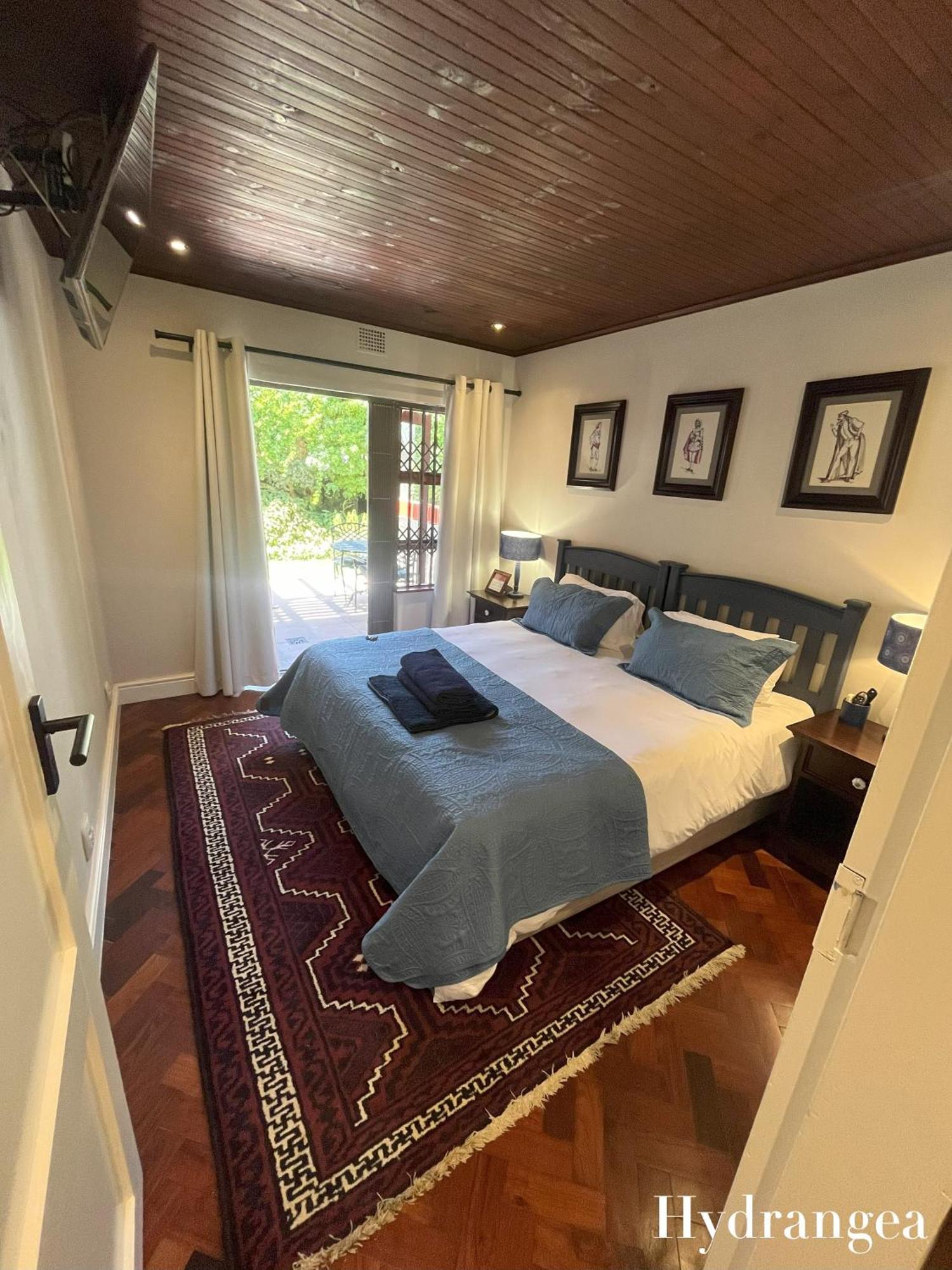 Pinoak - Constantia Guest house Cape Town