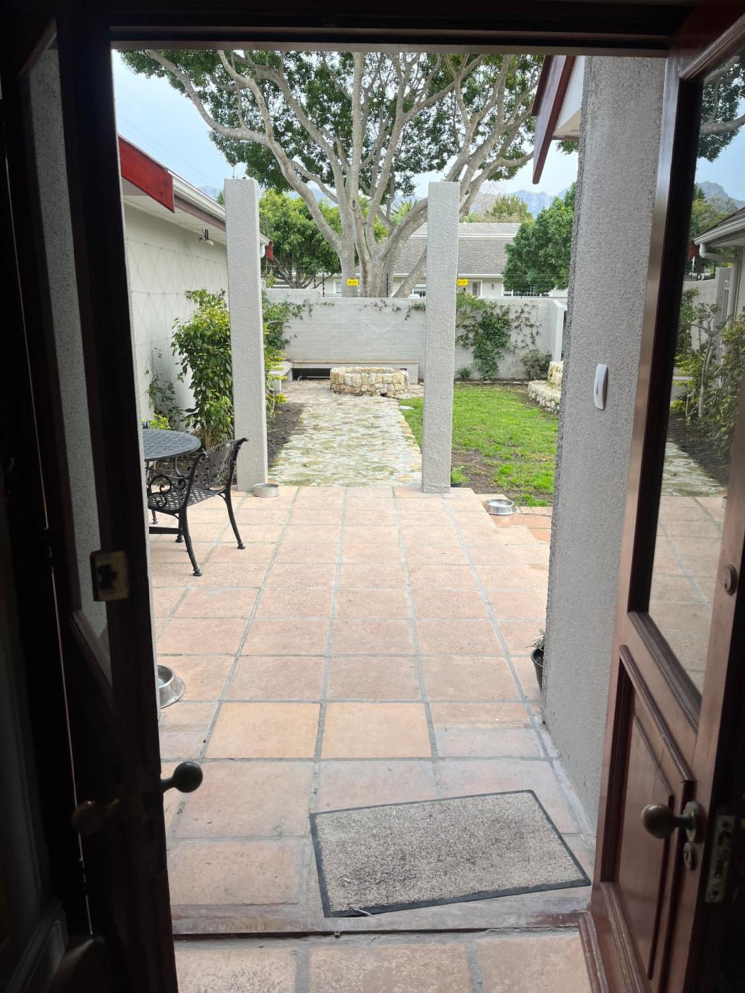 Guest house Pinoak - Constantia Cape Town